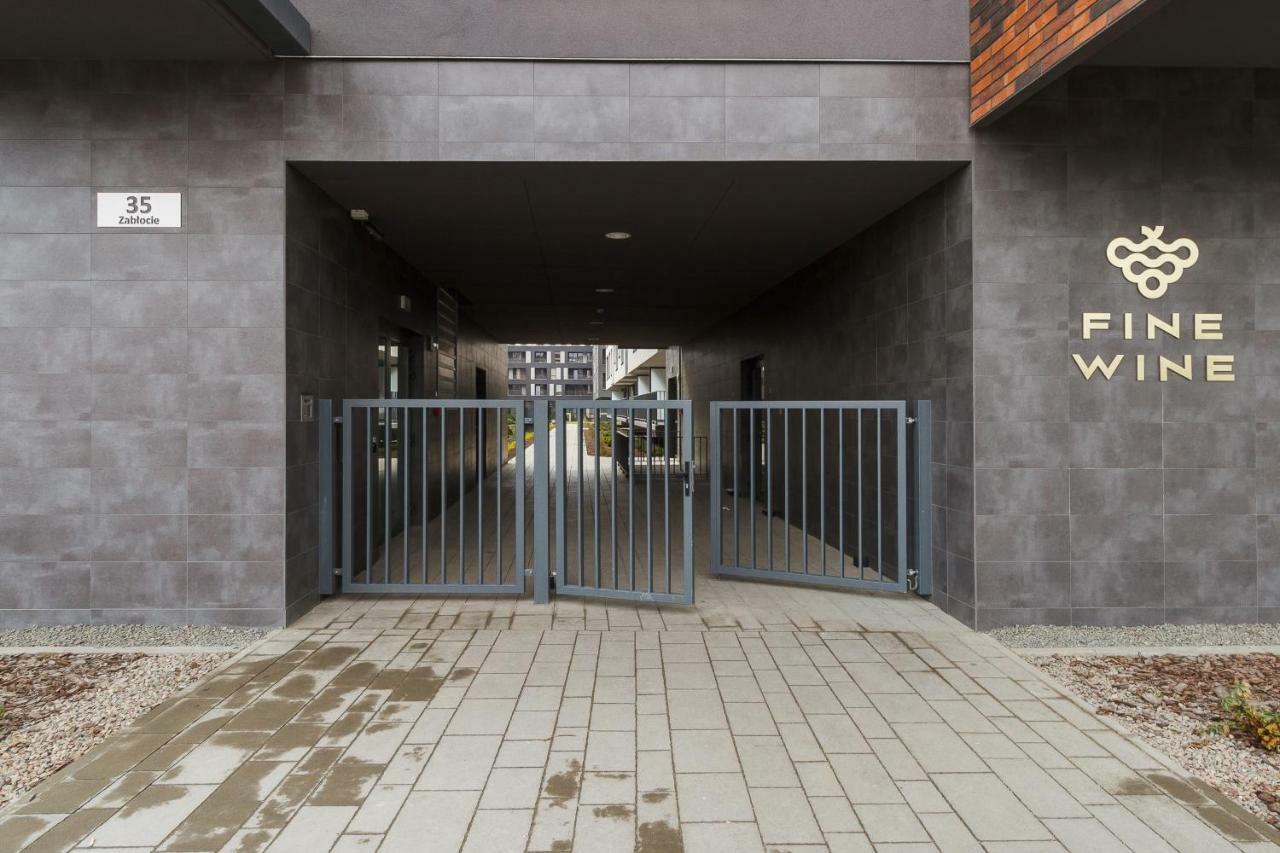 Zablocie By Renters Apartment